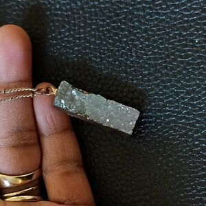 Elegant Gold-Tone Druzy Pendant Necklace